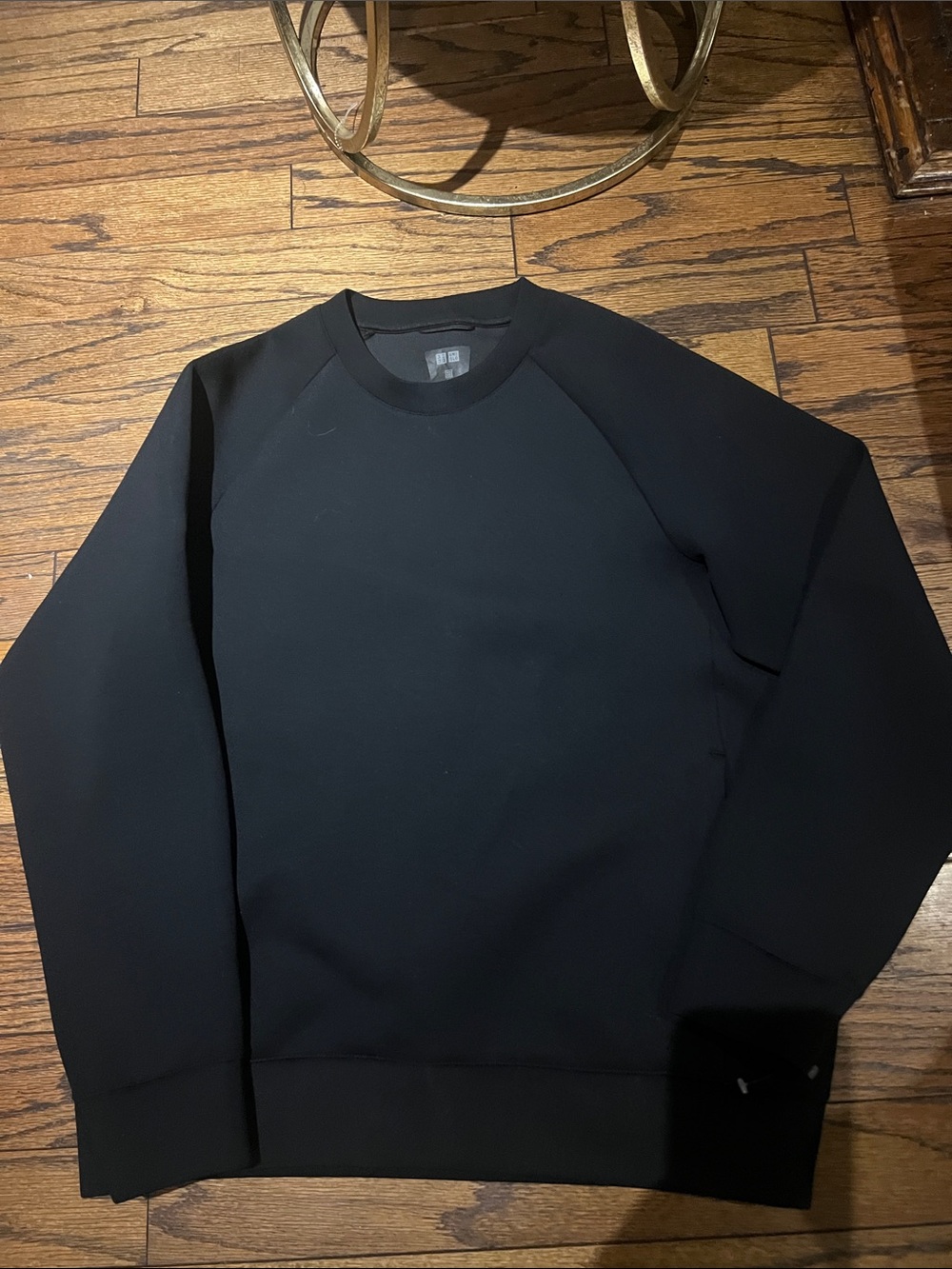 Uniqlo Men's Black Crewneck Pullover